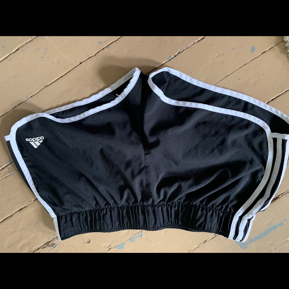 Adidas women’s running short- L
